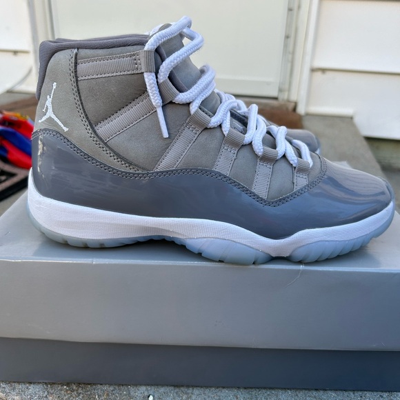 Jordan 11 “Cool Grey”
Size: 8
Price $200 obo
100% Authentic dm for more info✅ - Picture 4 of 6